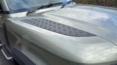 Land Rover Defender 2.0 D200 SE 110 5dr Auto Diesel Estate